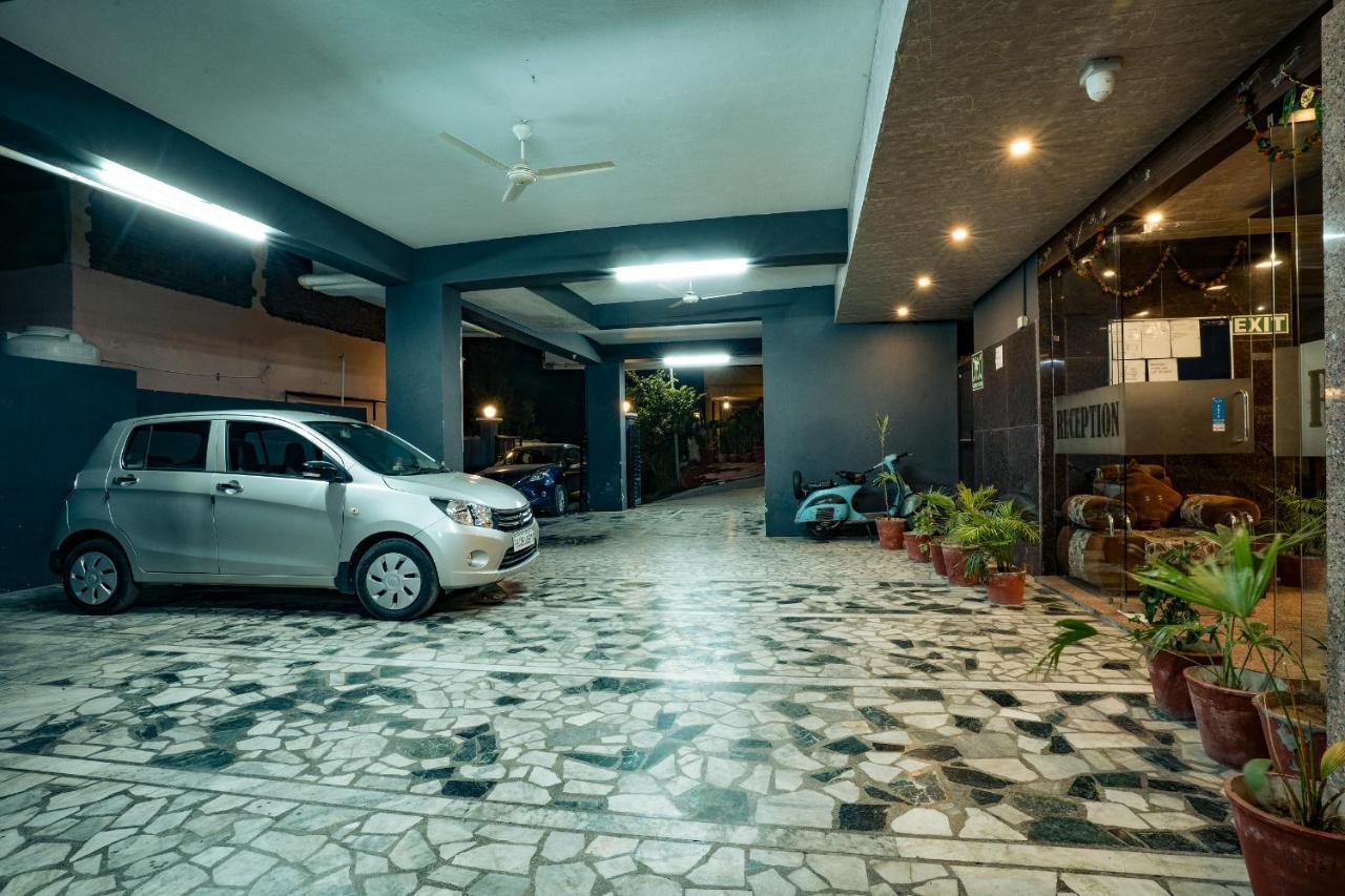 فندق Tripli أُودايبور المظهر الخارجي الصورة